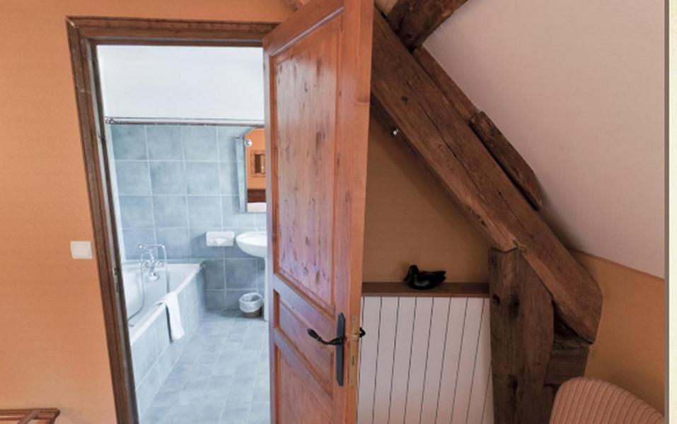 La Ferme Des Vallees Hotel Les Essarts-le-Roi Szoba fotó